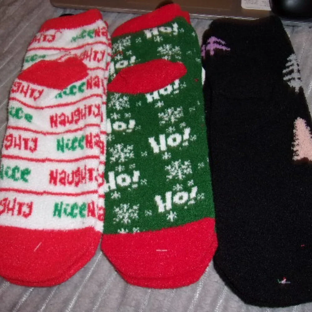 Bundle of 3 Christmas Holiday Socks 9-13 New
